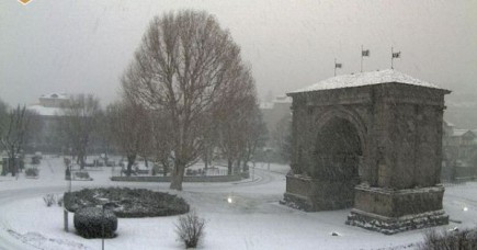 La neve rimanda tutto nel 2018!